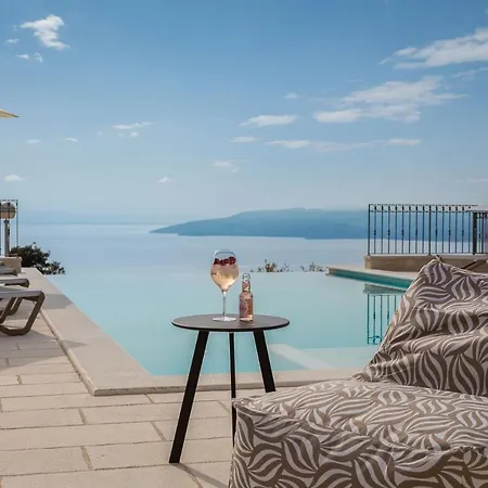 Luxury Vespera Villa