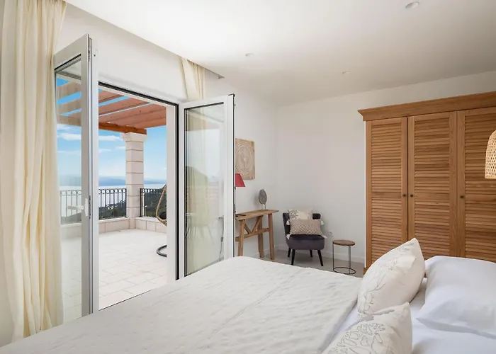 Luxury Vespera Makarska