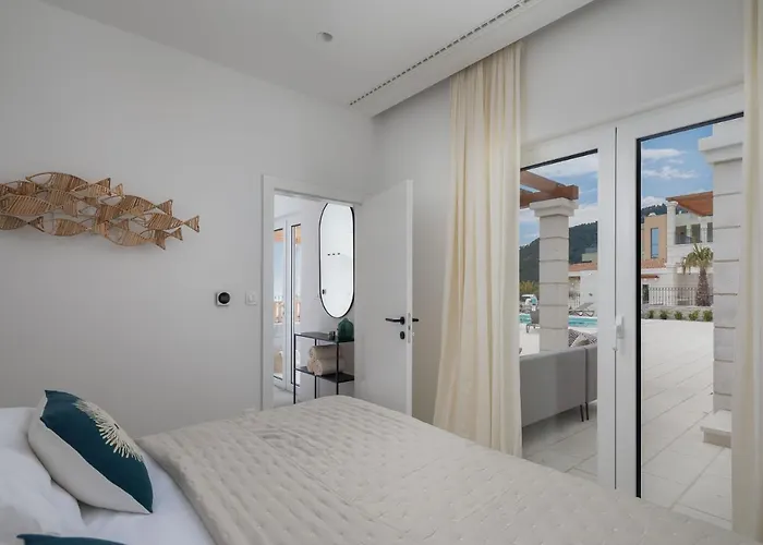 Luxury Vespera Makarska