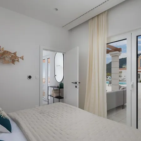 Luxury Vespera Makarska